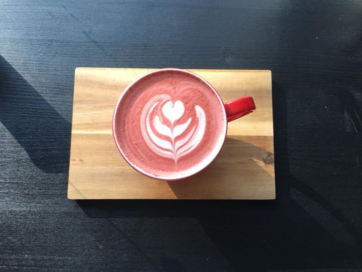 Po celý dnešní den pro vás máme valentýnské latte ️