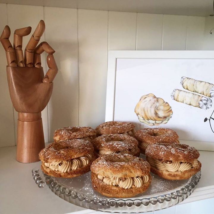 Paris Brest ️ Legendární francouzský dezert plný lískooříškového krému  V plné …