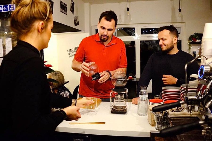 Byl to skvělý večer  Děkujeme všem zúčastněným a Michalovi s Eliškou 
 Foto: Kam…