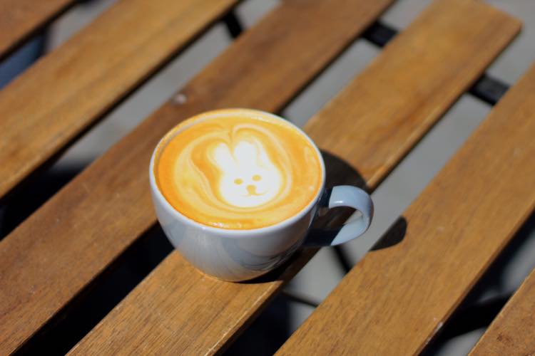 Přejeme vám krásné velikonoční svátky  S pozdravem celý tým Kafe Mělník
