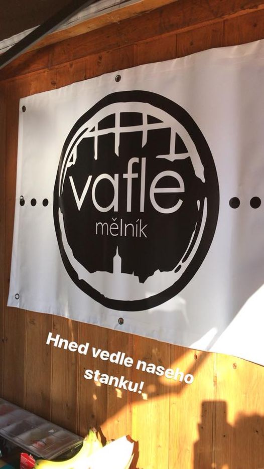 Do 12h na namesti Miru! – Mělnické farmářské trhy  Vafle jedou