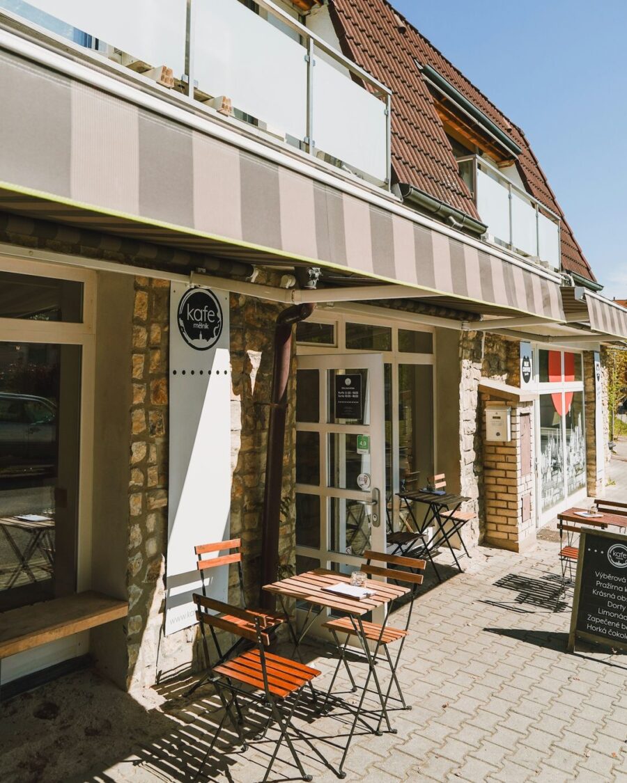 Slunečné dny  Nejlepší čas na ledovou kávu!